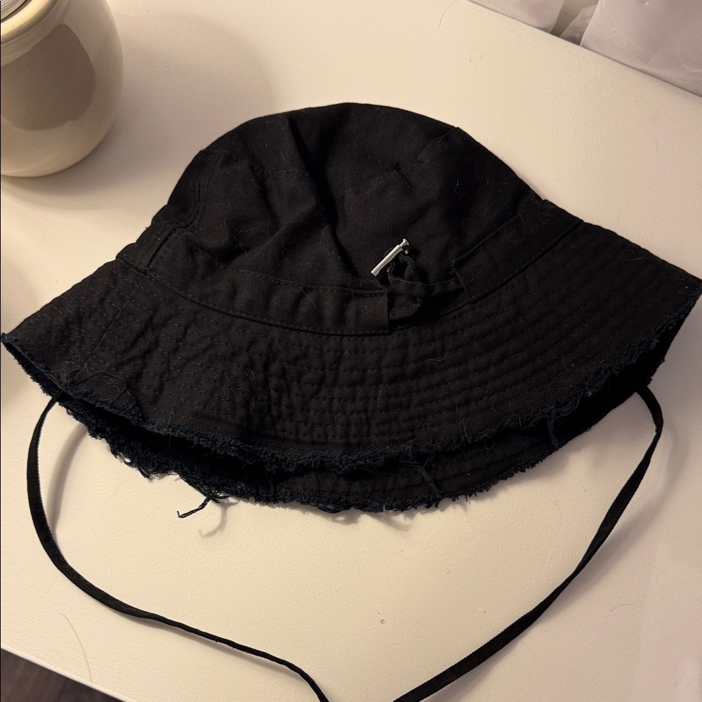 Black distressed Bucket Hat